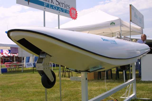 Downwind Technology - Shark Quad series of amphibious floats 