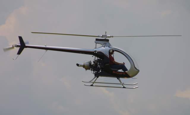 Dwight Junkin flying the Mosquito XE turbine at Airventure 2007